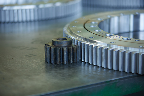 回轉(zhuǎn)支承的清潔步驟是什么？