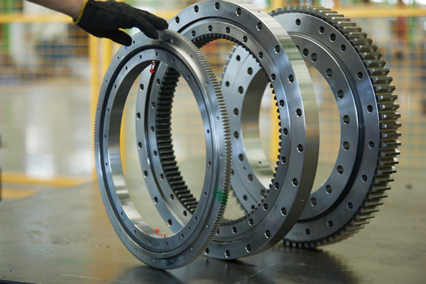 回轉(zhuǎn)支承的潤(rùn)滑保養(yǎng)步驟是什么？